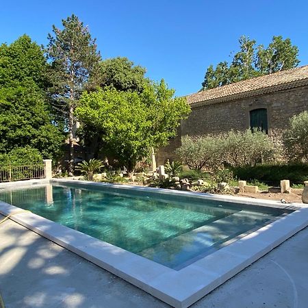 Bed and Breakfast Domaine Cap Rubis Paradou Exterior foto